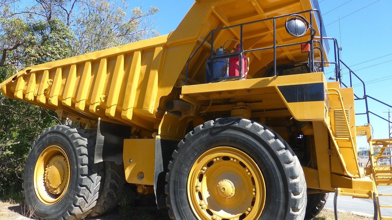 truck-417149_1280